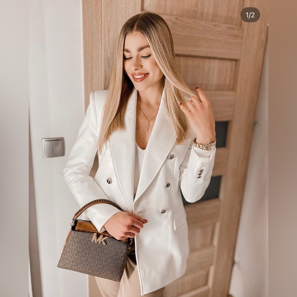ZARA DOUBLE BREASTED BLAZER WHITE